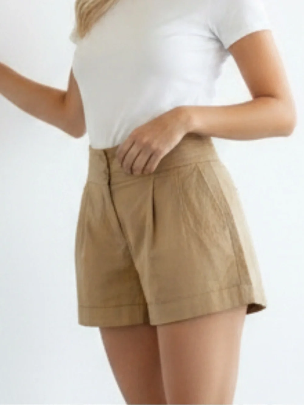 Tory Burch Clarence Chino Shorts Tan Khaki Pleated Cuffed Cotton Size 4 $175